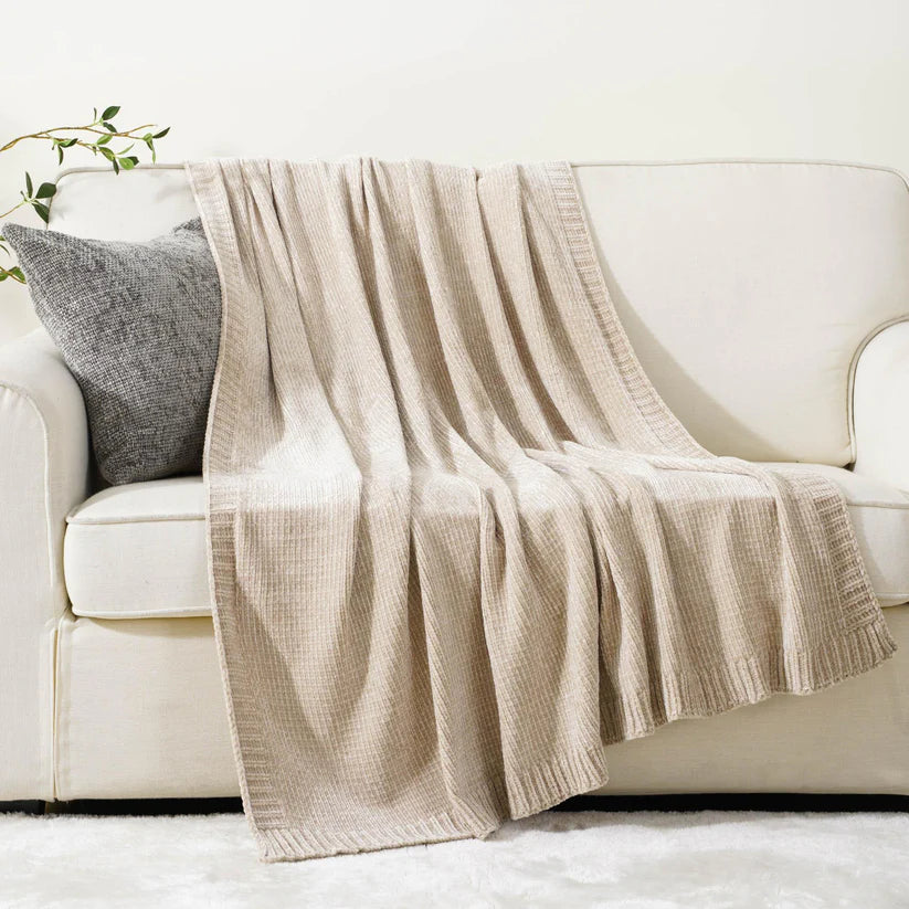 Loom – Textured Chenille Throw